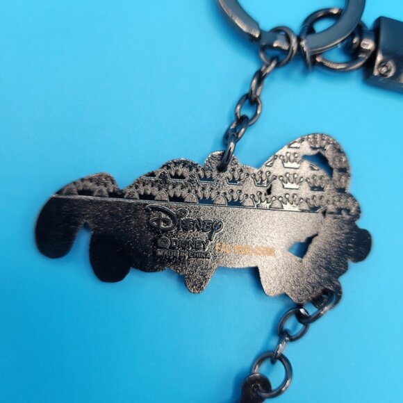 Loungefly A Goofy Movie Goofy Fishing Dangling Keychain Charm NEW - Picture 6 of 9